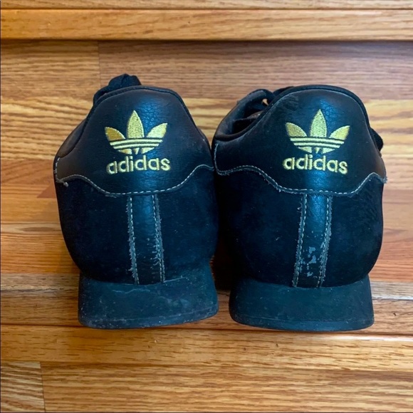 (SOLD) Retro Adidas Suede Samoa - Picture 8 of 12